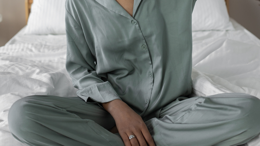 Choosing the Perfect Color for Your Pajamas: A Guide to Enhancing Sleep and Comfort